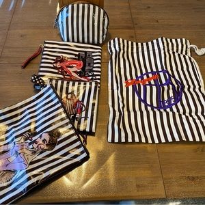 Henri Bendel travel set